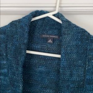 - Banana Republic women’s cardigan size medium